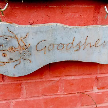 Hues Sanskiin *goodshenk* Apartament Suddorf